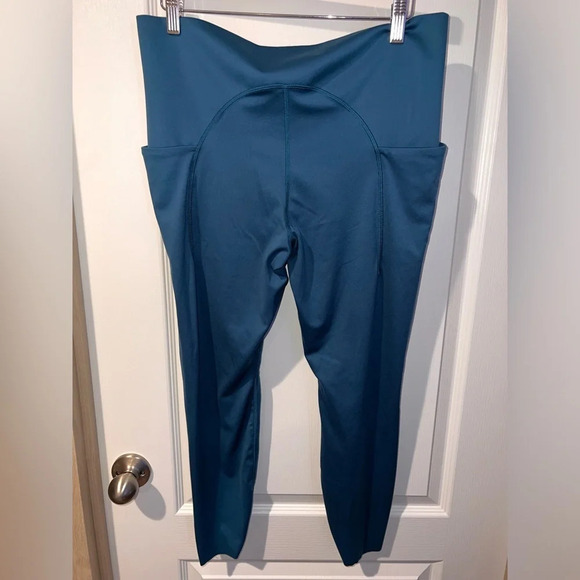 All in Motion athletic leggings size xxl - Picture 5 of 6